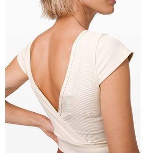 Lululemon reversible crop top